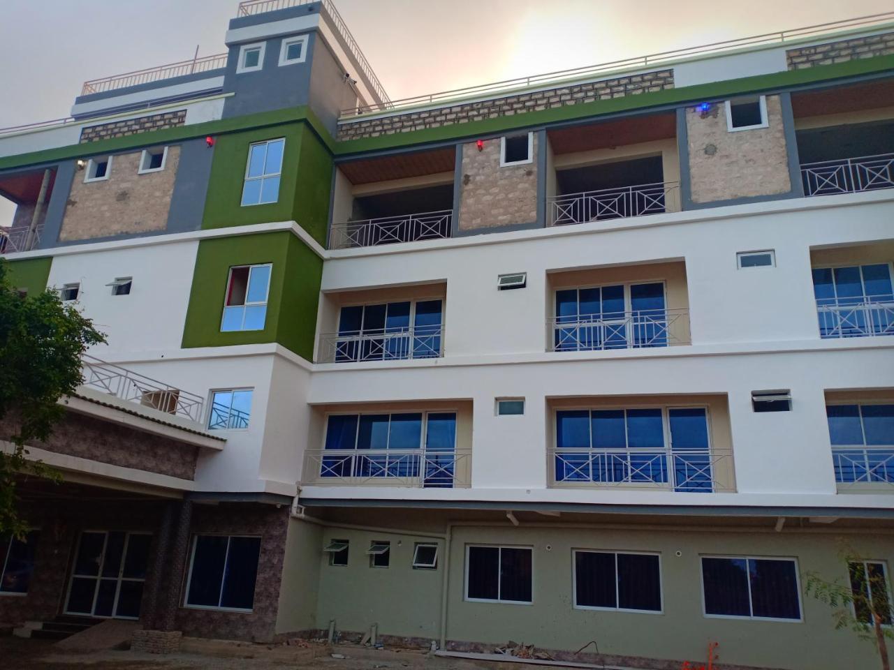 Diplomat Diani Beach Resort Zewnętrze zdjęcie