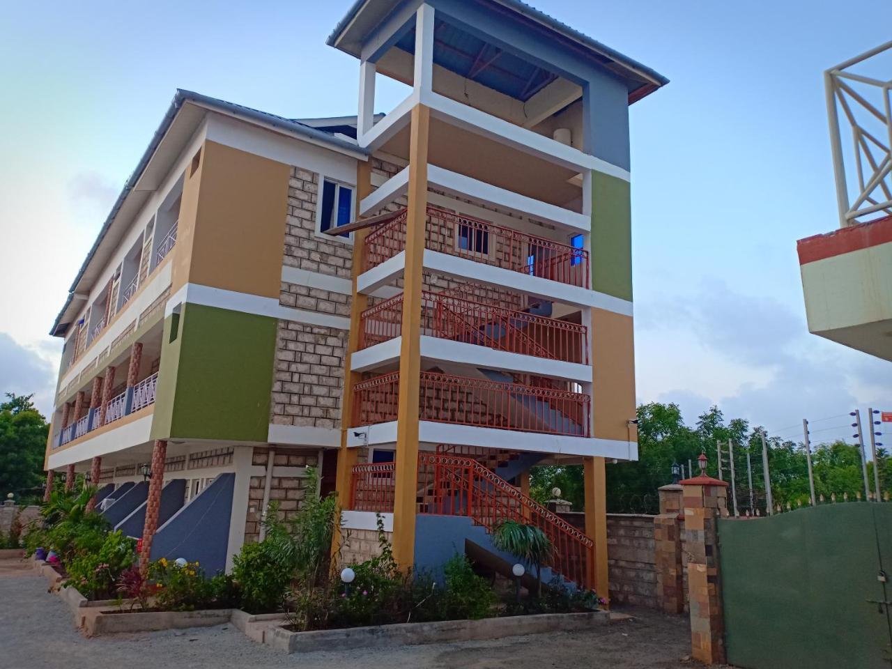 Diplomat Diani Beach Resort Zewnętrze zdjęcie