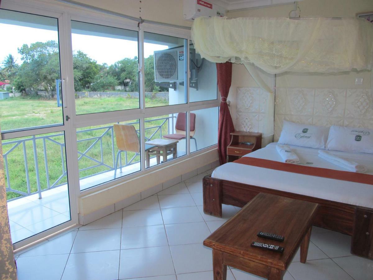 Diplomat Diani Beach Resort Zewnętrze zdjęcie